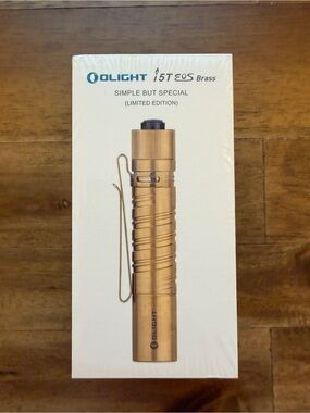 Olight i5T EOS Brass Limited Edition Flashlight NEW Factory Sealed Rare EDC